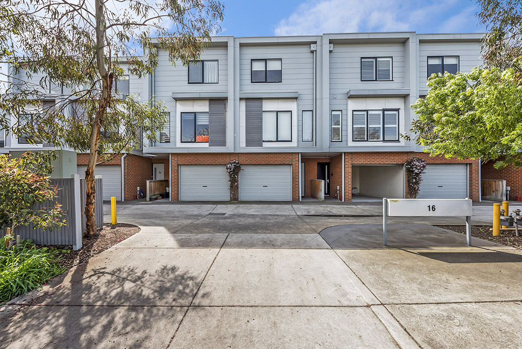 Yarraville image 3